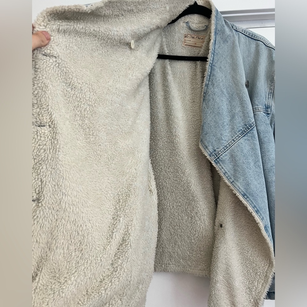 We The Free Twisted Heart Cozy Denim Jacket - Picture 6 of 9